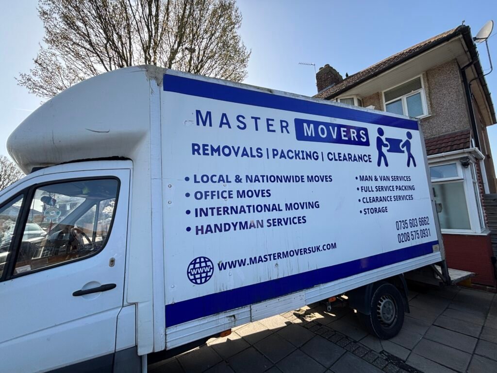 removals in ealing